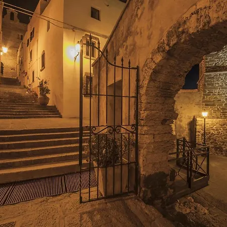 Awesome Apartment In Castelsardo With 2 Bedrooms