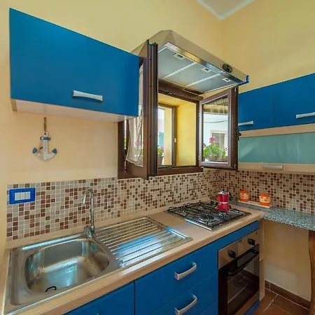 Apartment Awesome Apartment In Castelsardo With 2 Bedrooms *